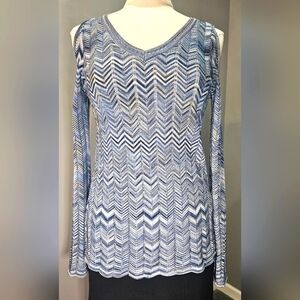 White House Black Market ladies sweater